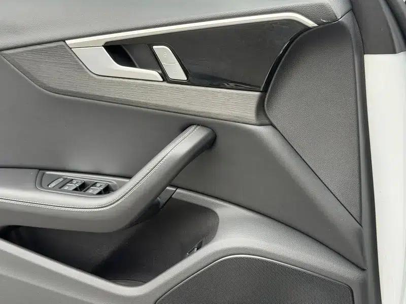 Audi A4L 2024 40 TFSI Luxury Dynamic — миниатюра 7