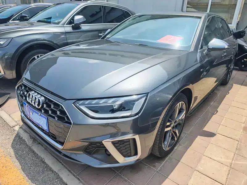 Audi A4L 2020 40 TFSI quattro Luxury Dynamic — миниатюра 1