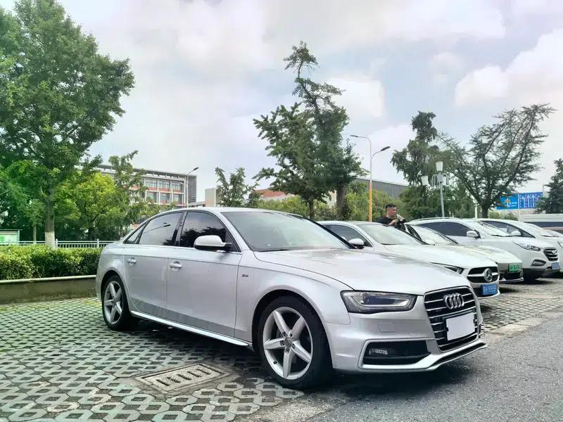 Audi A4L 2015 45 TFSI quattro Sport Edition — миниатюра 3