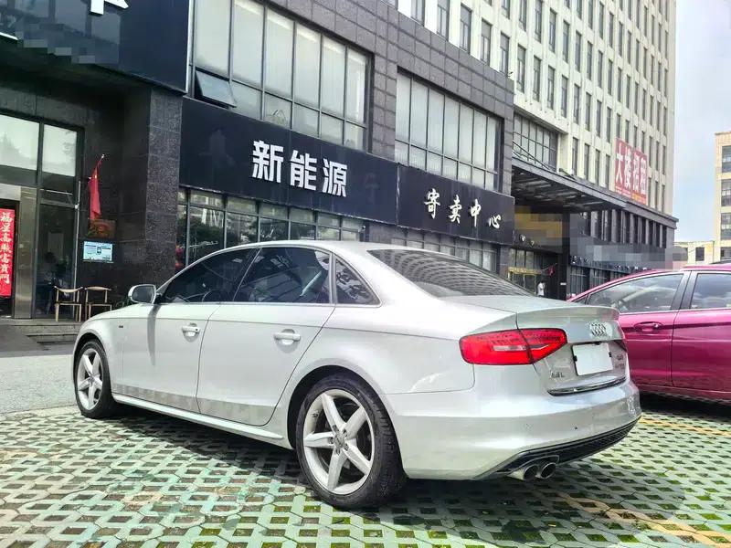 Audi A4L 2015 45 TFSI quattro Sport Edition — миниатюра 4