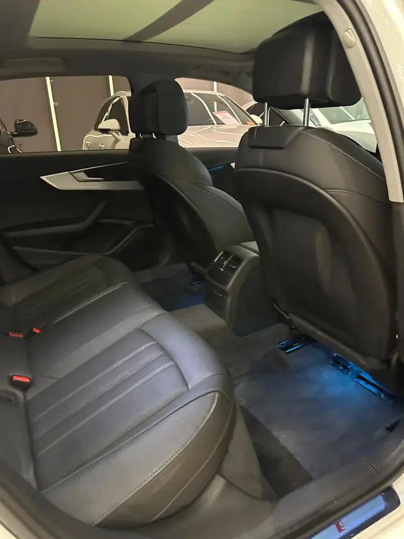 Audi A4L 2022 40 TFSI Fashion Dynamic Edition — миниатюра 11
