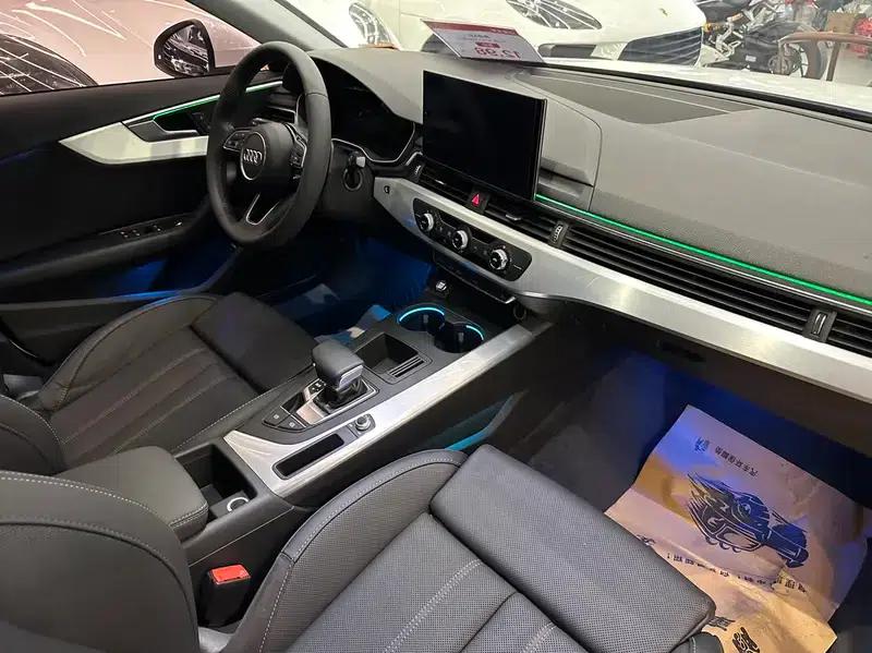 Audi A4L 2022 40 TFSI Fashion Dynamic Edition — миниатюра 8