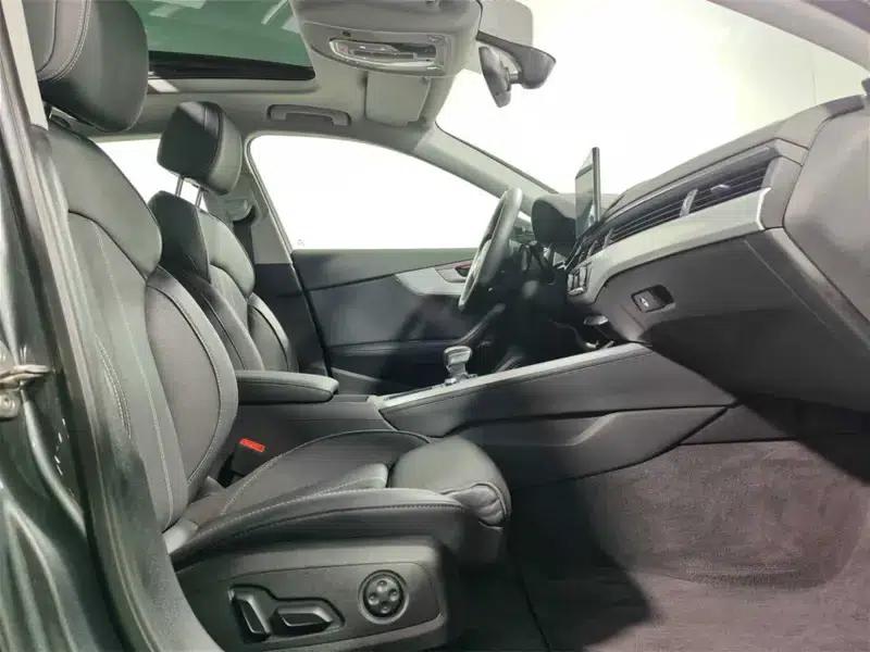 2024 Audi A4L 40 TFSI quattro RS Package (Sports Edition) — миниатюра 7