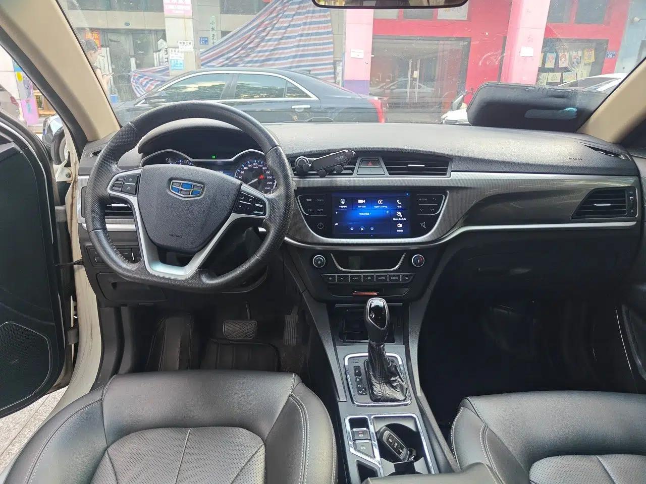 Geely Auto Emgrand 2017 Sedan Million Edition 1.5L CVT Upward Connectivity Version — миниатюра 9