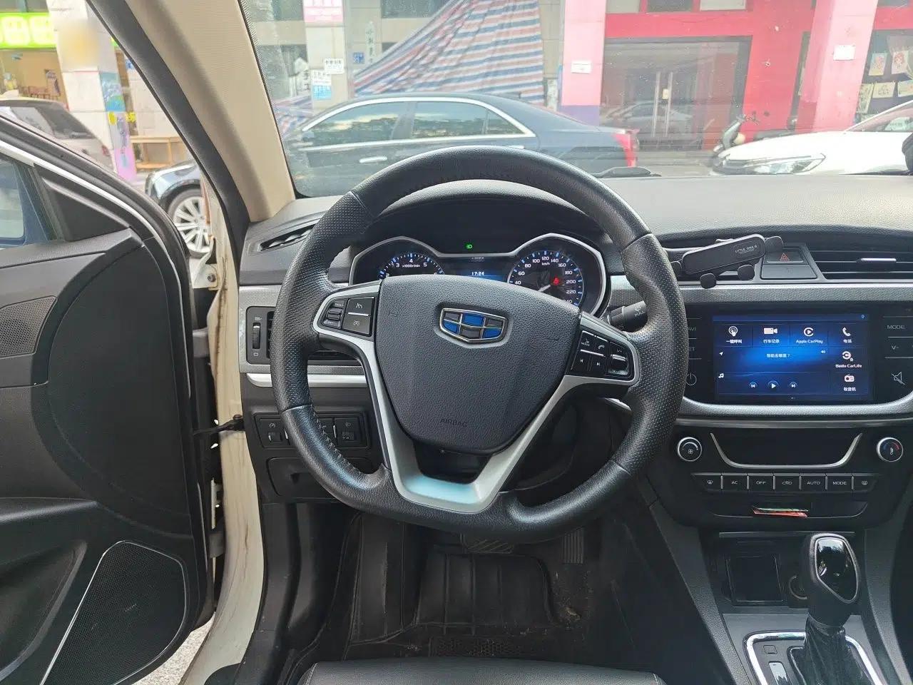 Geely Auto Emgrand 2017 Sedan Million Edition 1.5L CVT Upward Connectivity Version — миниатюра 10