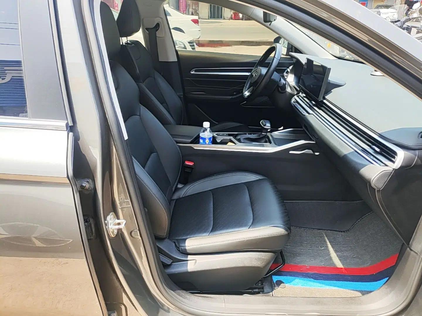 Geely Auto Emgrand 2023 4th Generation Champion Edition 1.5L CVT Prestige Model — миниатюра 19