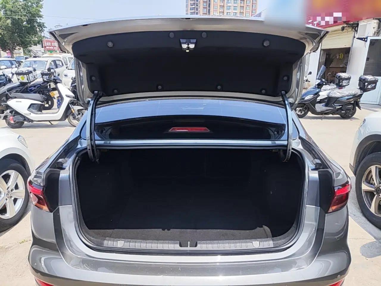 Geely Auto Emgrand 2023 4th Generation Champion Edition 1.5L CVT Prestige Model — миниатюра 22