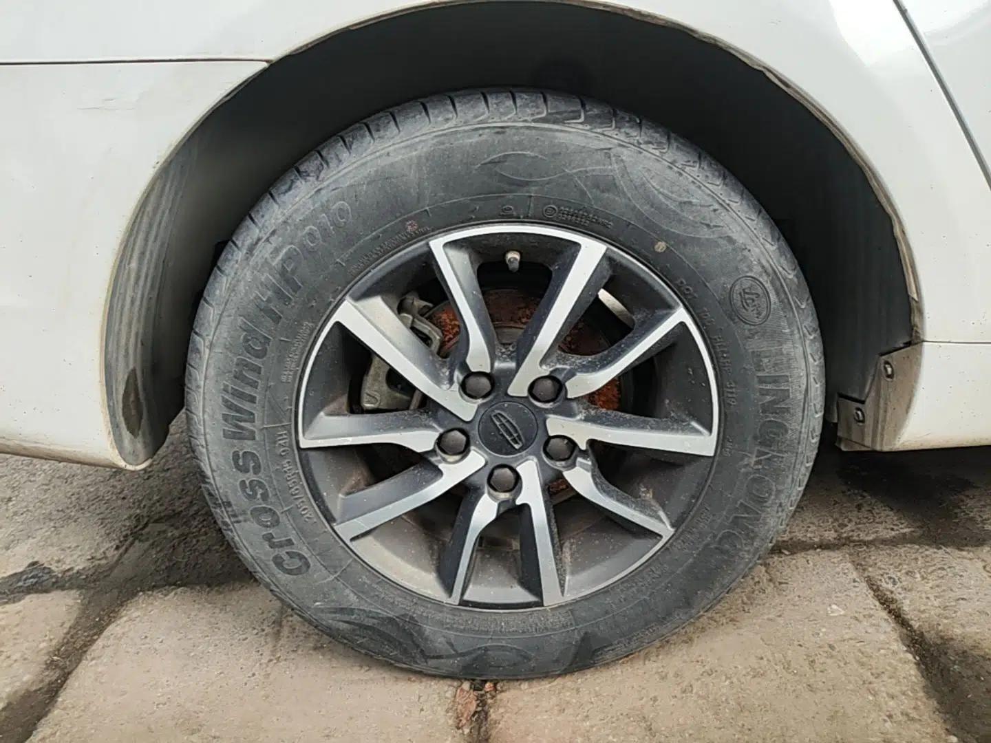 Geely Auto Emgrand 2019 Leading Edition 1.5L CVT Luxury Model China VI Standard — миниатюра 11