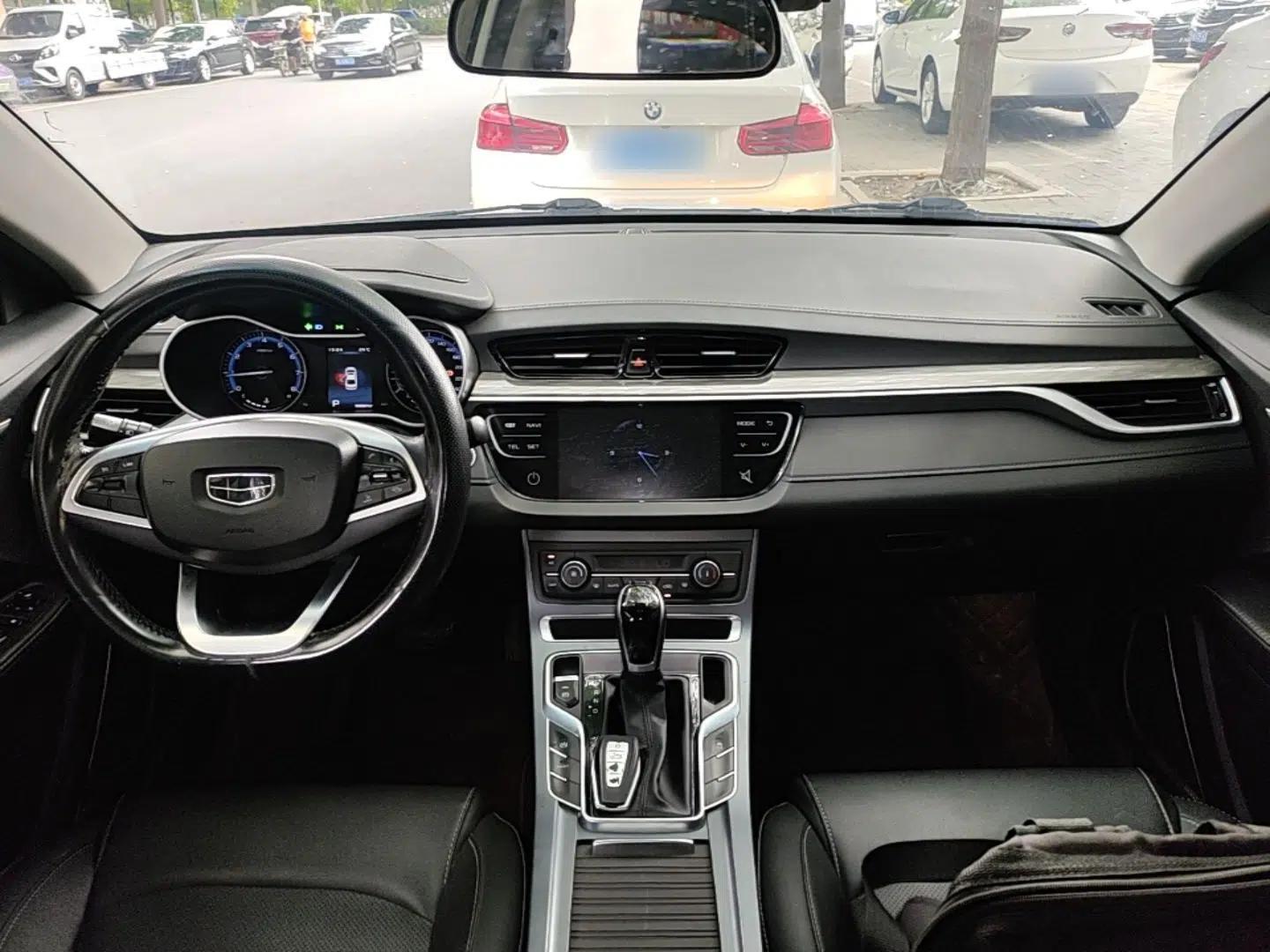Geely Auto Emgrand 2019 Leading Edition 1.5L CVT Luxury Model China VI Standard — миниатюра 12