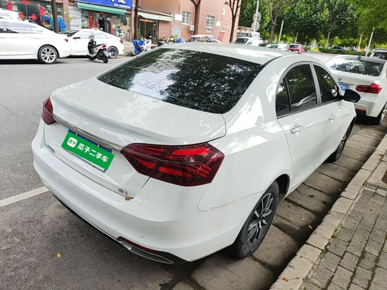 Geely Auto Emgrand 2019 Leading Edition 1.5L CVT Luxury Model China VI Standard — миниатюра 6