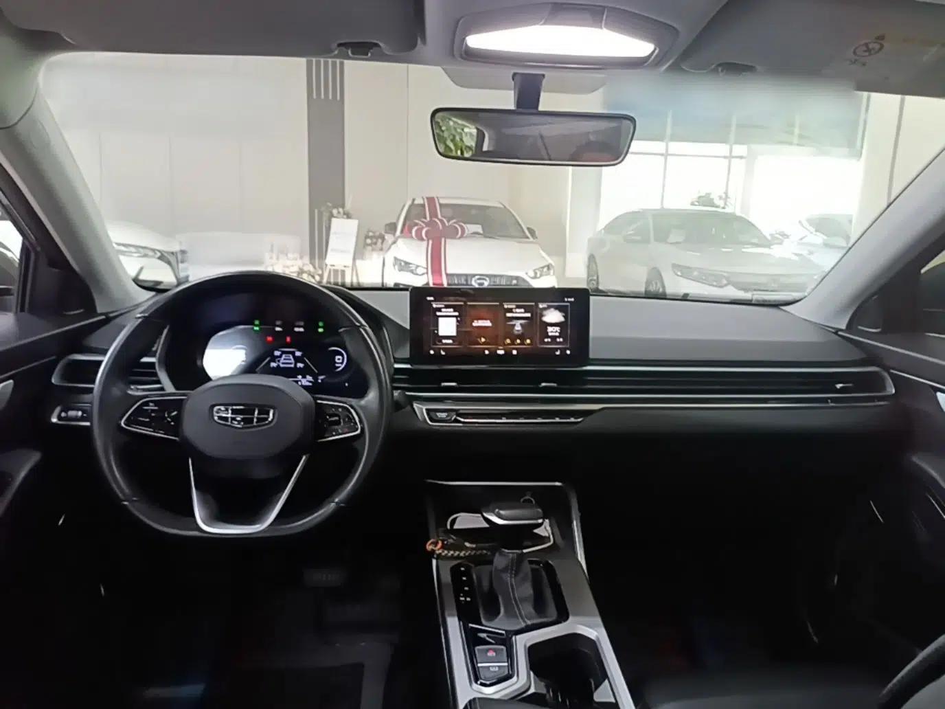 Geely Auto Emgrand 2022 4th Generation 1.5L CVT Luxury Model — миниатюра 12
