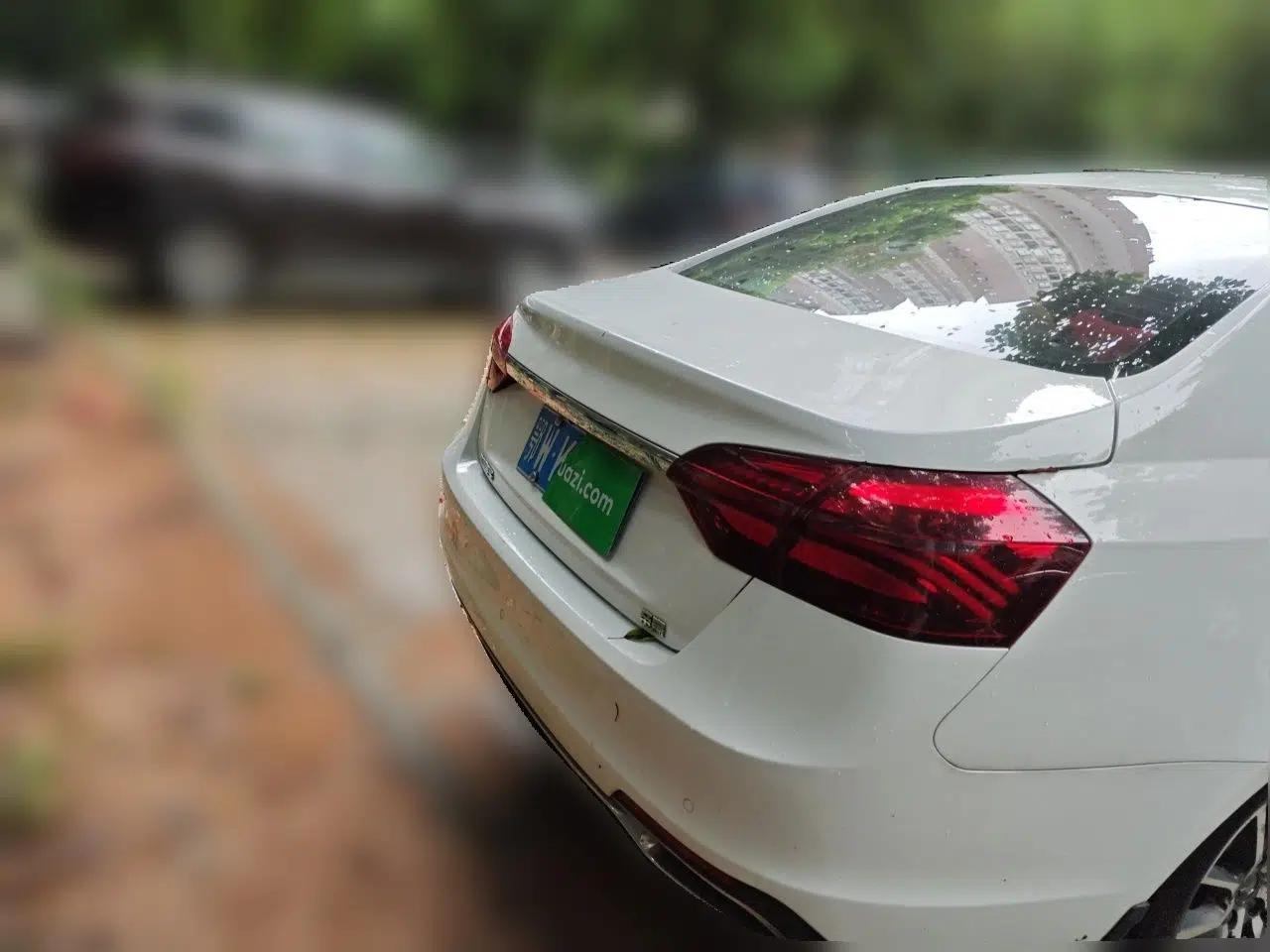 Geely Auto Emgrand 2019 Leading Edition 1.5L CVT Luxury Model China V Standard — миниатюра 5