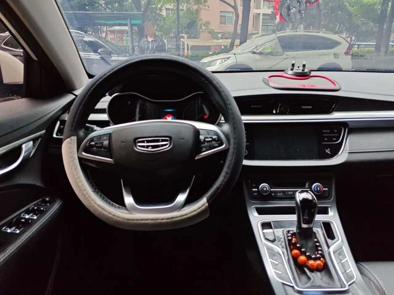 Geely Auto Emgrand 2019 Leading Edition 1.5L CVT Luxury Model China V Standard — миниатюра 9