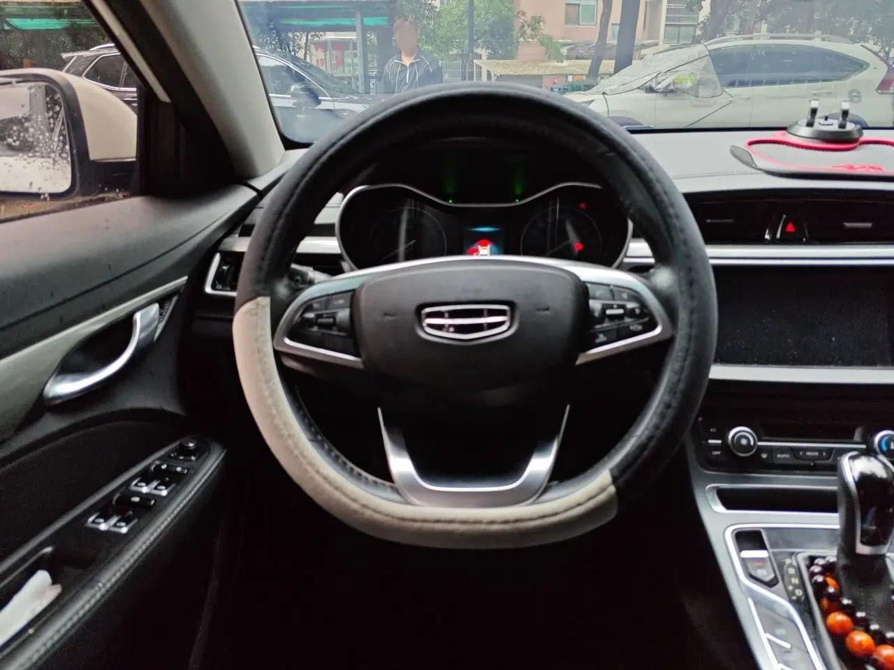 Geely Auto Emgrand 2019 Leading Edition 1.5L CVT Luxury Model China V Standard — миниатюра 10