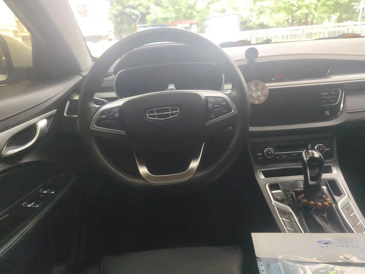 Geely Auto Emgrand 2020 1.5L CVT Upward Version — миниатюра 10
