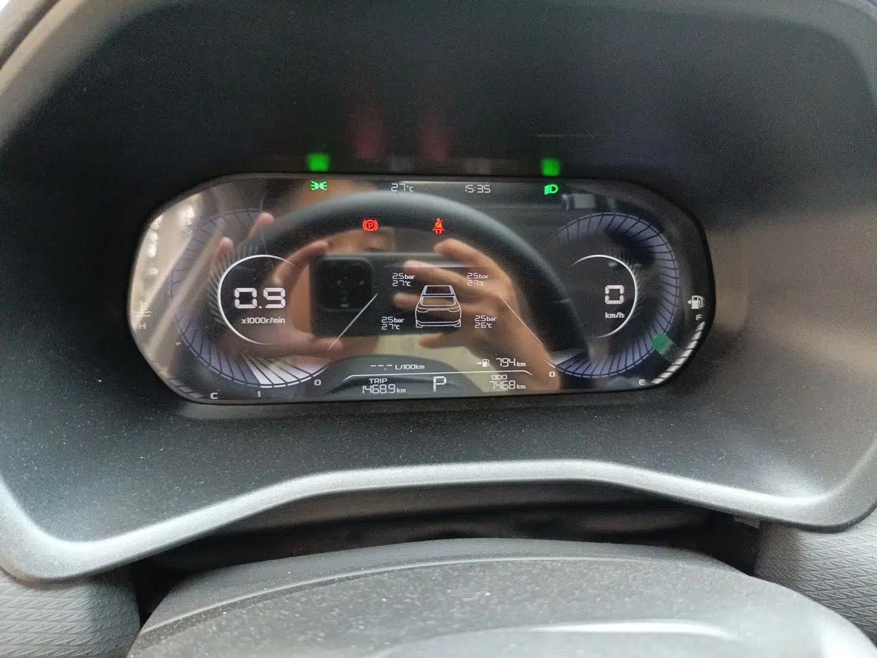 Geely Auto Emgrand 2025 4th Generation 1.5L CVT Luxury Version — миниатюра 11