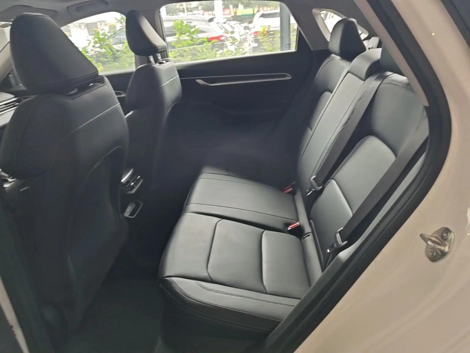 Geely Auto Emgrand 2026 Model 4th Generation 4 Millionth Anniversary Edition 1.5L CVT Feiyue Edition — миниатюра 20
