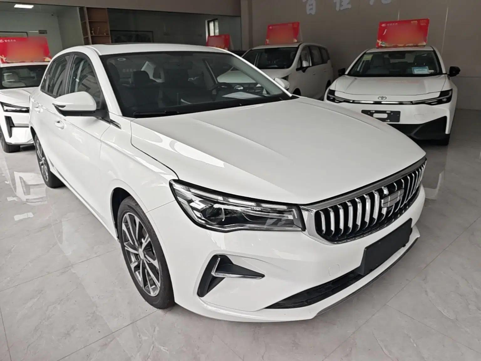 Geely Auto Emgrand 2026 Model 4th Generation 4 Millionth Anniversary Edition 1.5L CVT Feiyue Edition — миниатюра 3