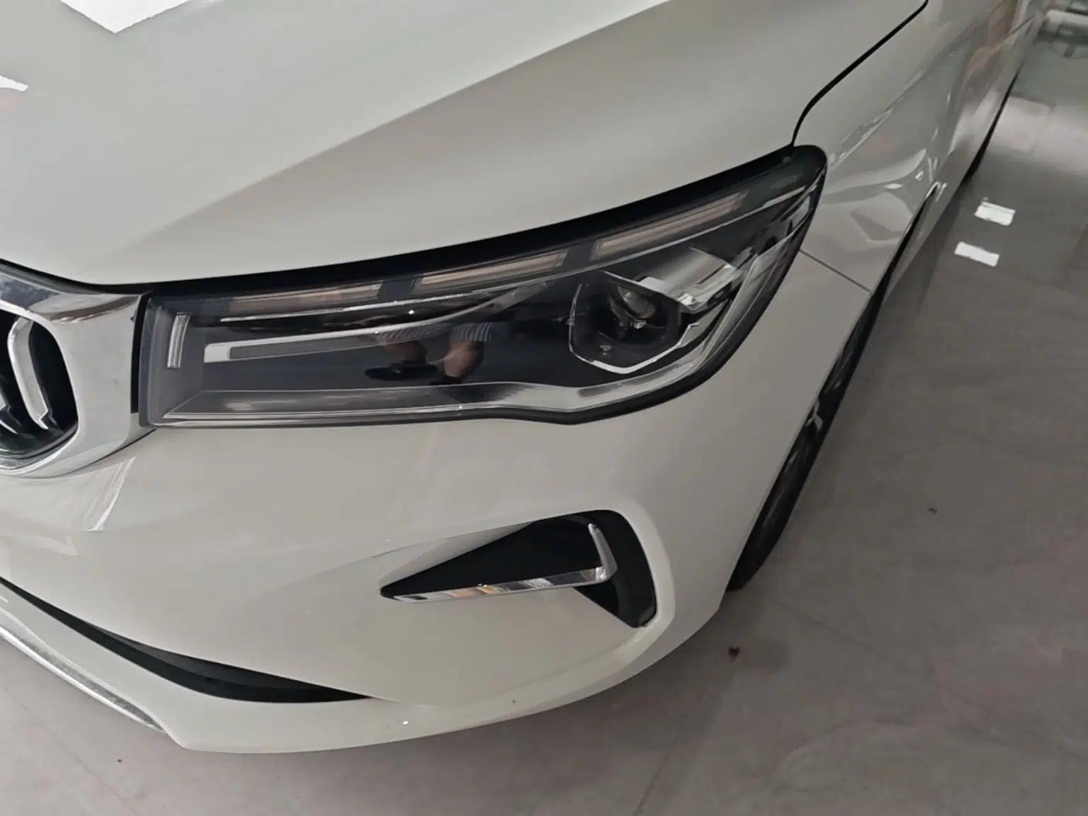 Geely Auto Emgrand 2026 Model 4th Generation 4 Millionth Anniversary Edition 1.5L CVT Feiyue Edition — миниатюра 8