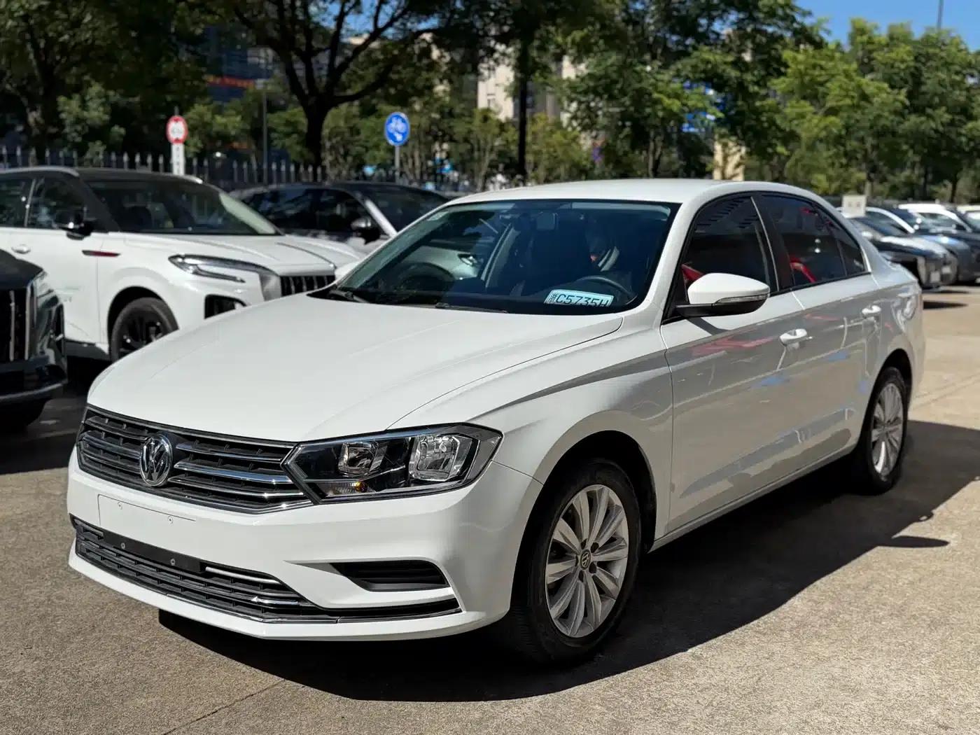 2019 Volkswagen Bora Legend 1.5L Automatic Fashion Model (National V Emission Standard) — миниатюра 1