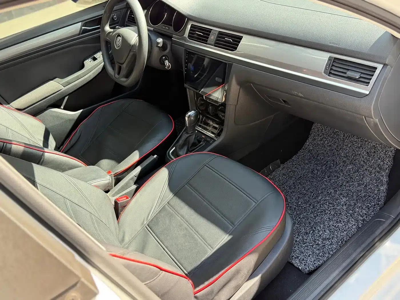 2019 Volkswagen Bora Legend 1.5L Automatic Fashion Model (National V Emission Standard) — миниатюра 12