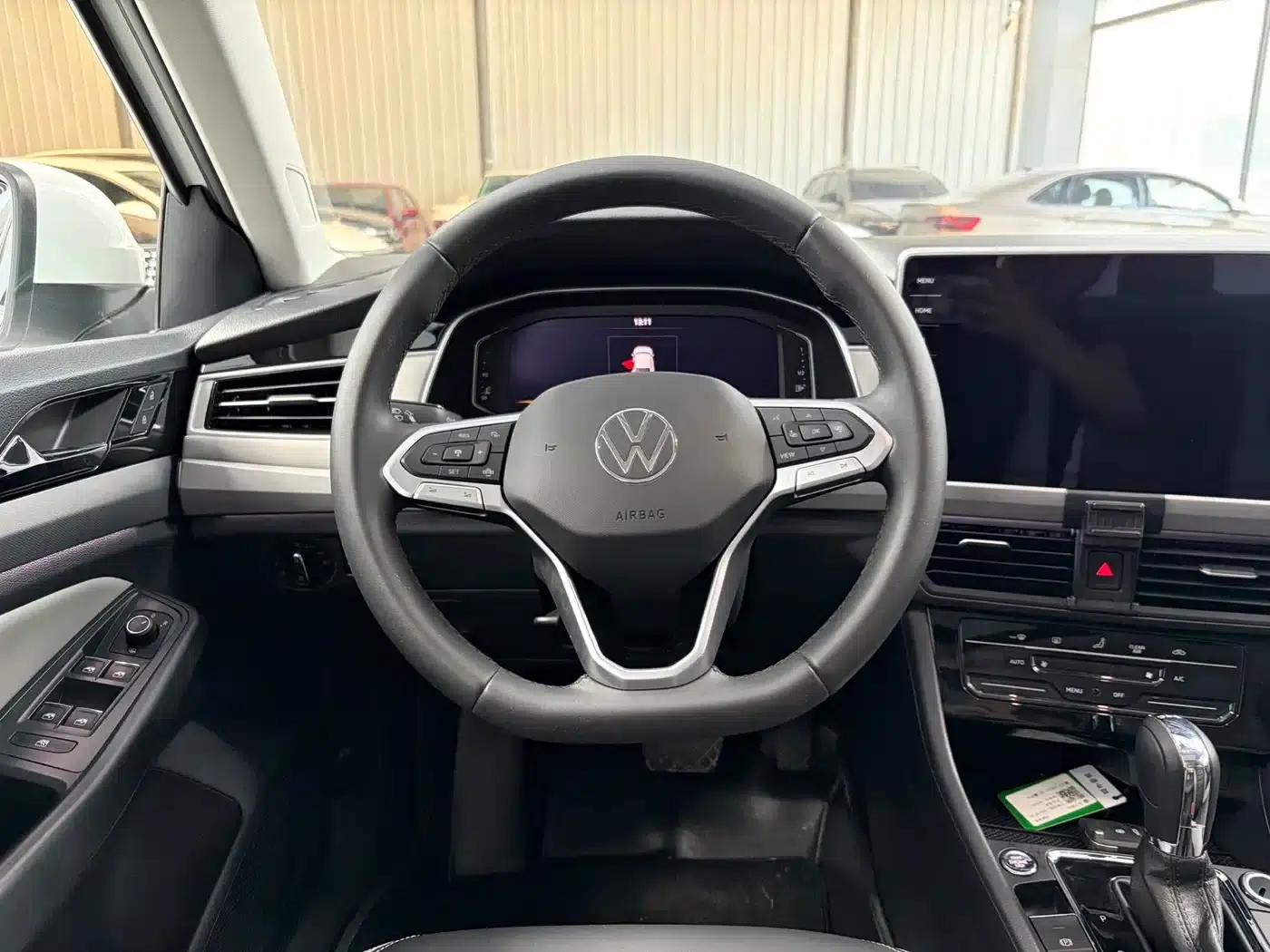 2023 Volkswagen Bora 280TSI DSG Premium Edition — миниатюра 6