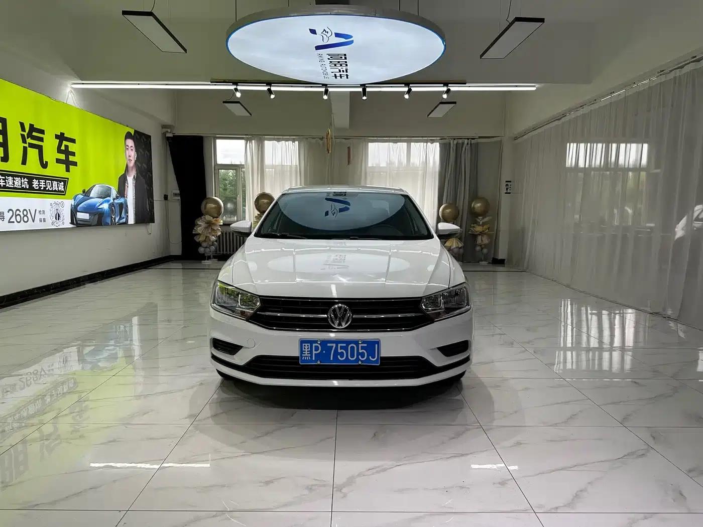 2021 Volkswagen Bora 1.5L Automatic Fashion Smart Edition — миниатюра 2