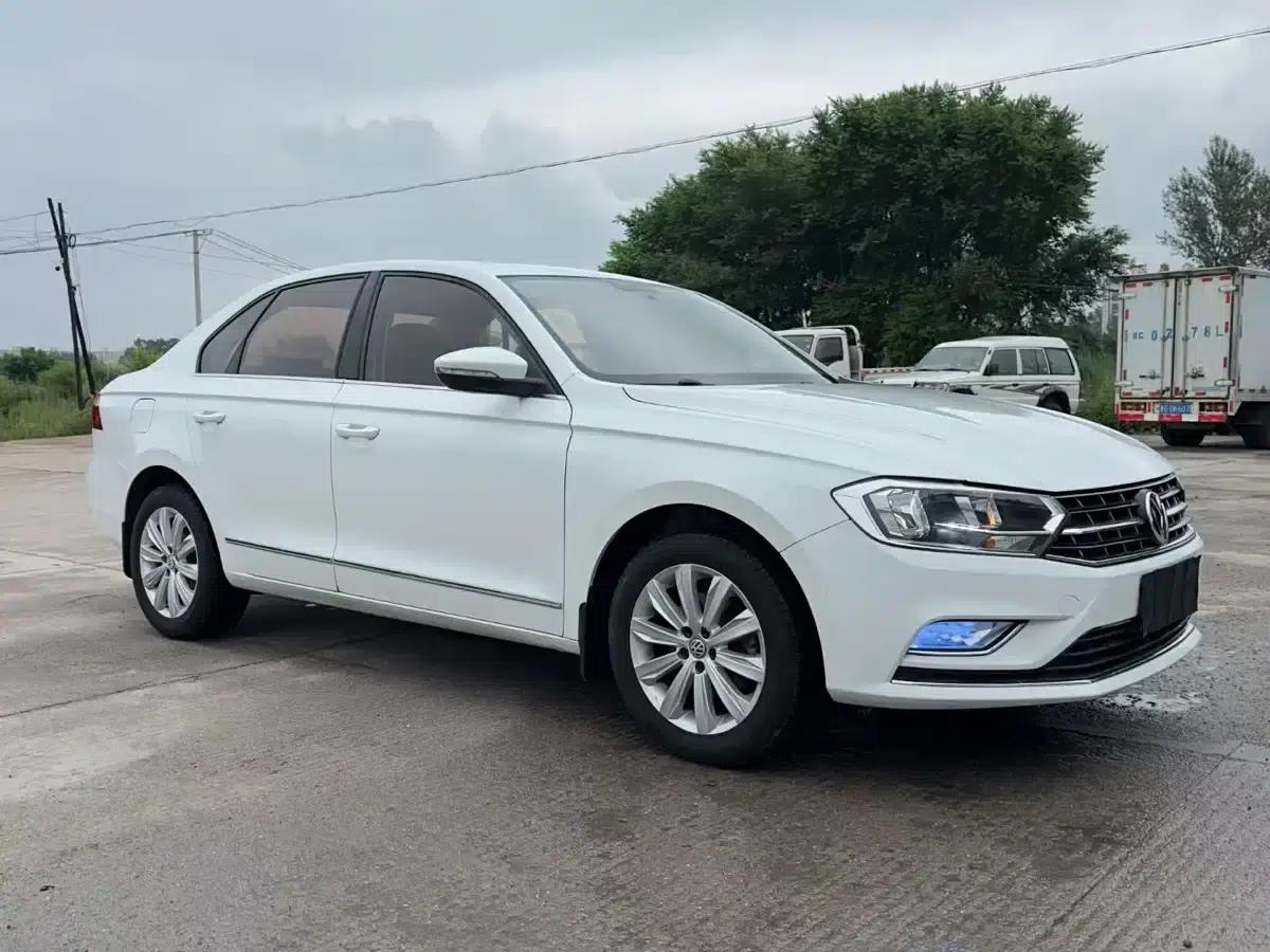 2018 Volkswagen Bora 1.5L Automatic Comfort Model — миниатюра 3