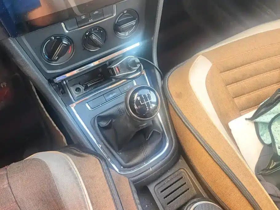2019 Volkswagen Bora Legend 1.5L Manual Fashion Model (China VI Emission Standard) — миниатюра 16