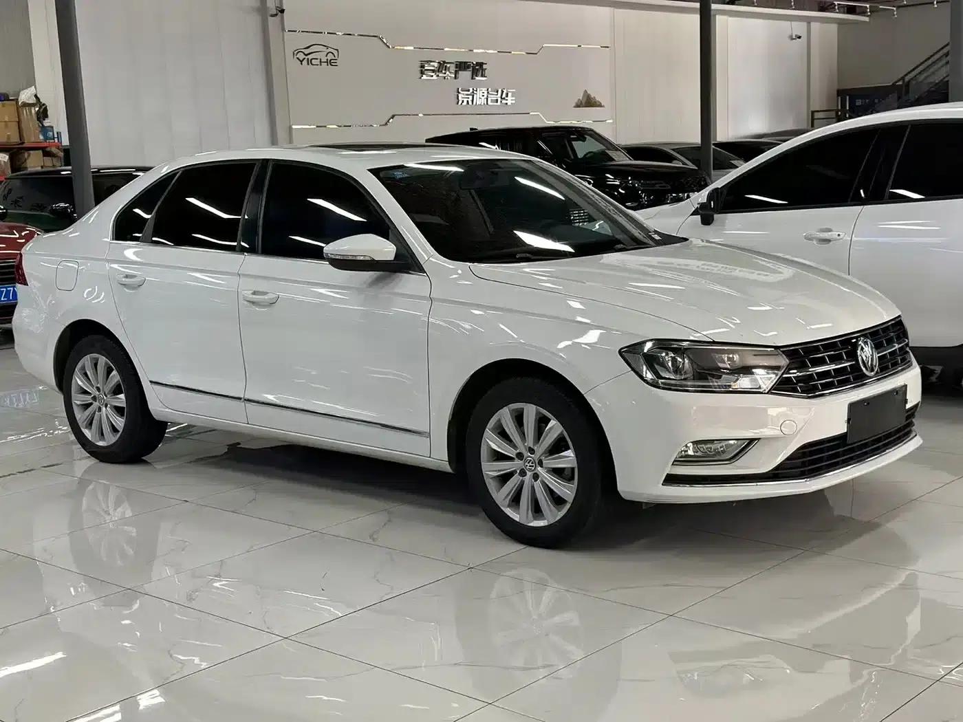 2018 Volkswagen Bora 1.5L Automatic Comfort Model — миниатюра 3