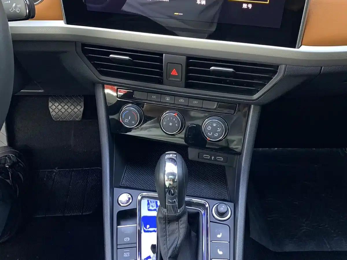 2023 Volkswagen Bora 200TSI DSG Smart Edition — миниатюра 19
