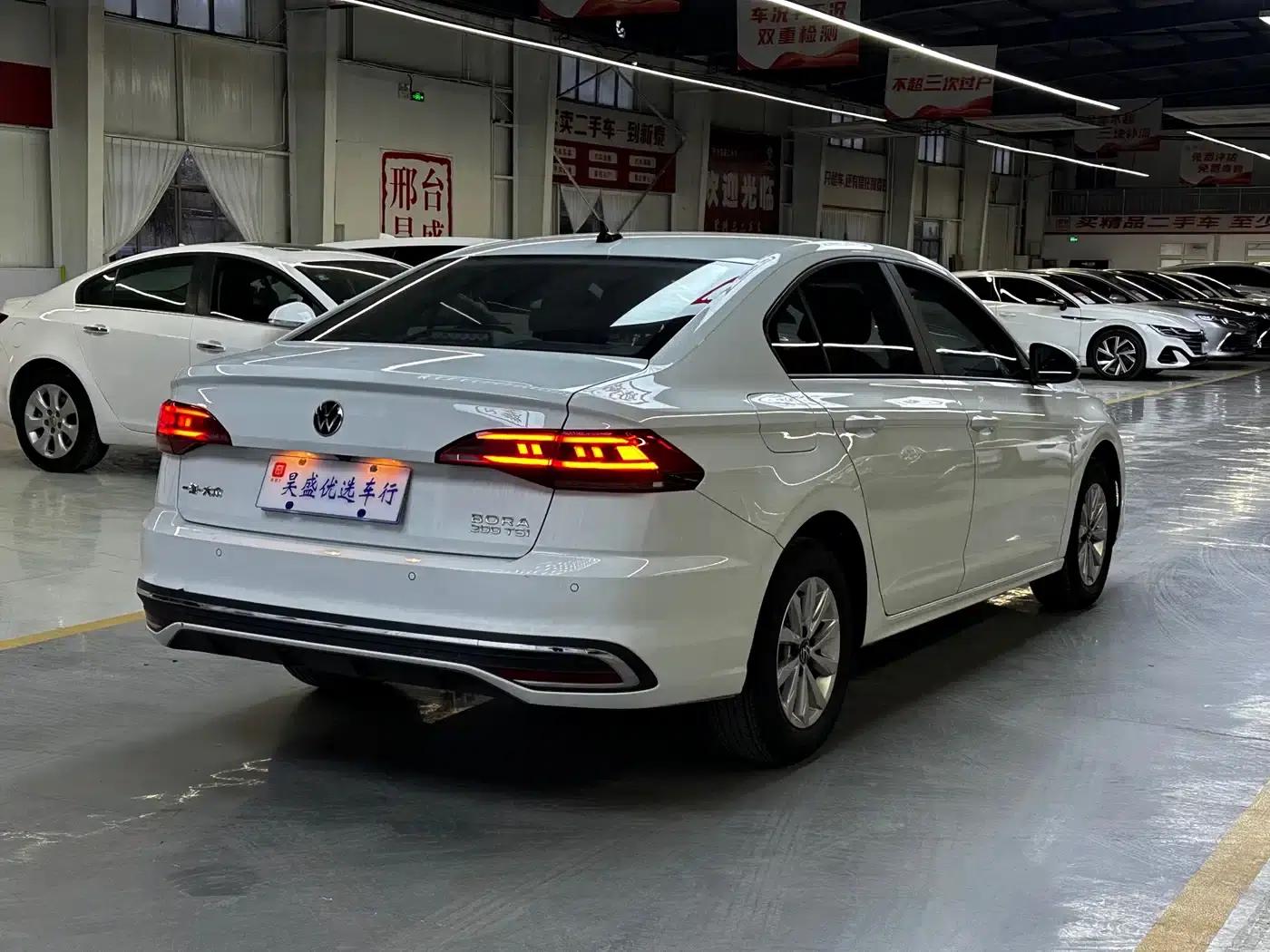 2024 Volkswagen Bora 200TSI DSG Comfort Edition — миниатюра 5