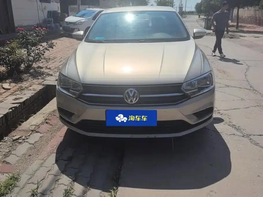 2018 Volkswagen Bora 1.5L Manual Fashion Edition — миниатюра 2