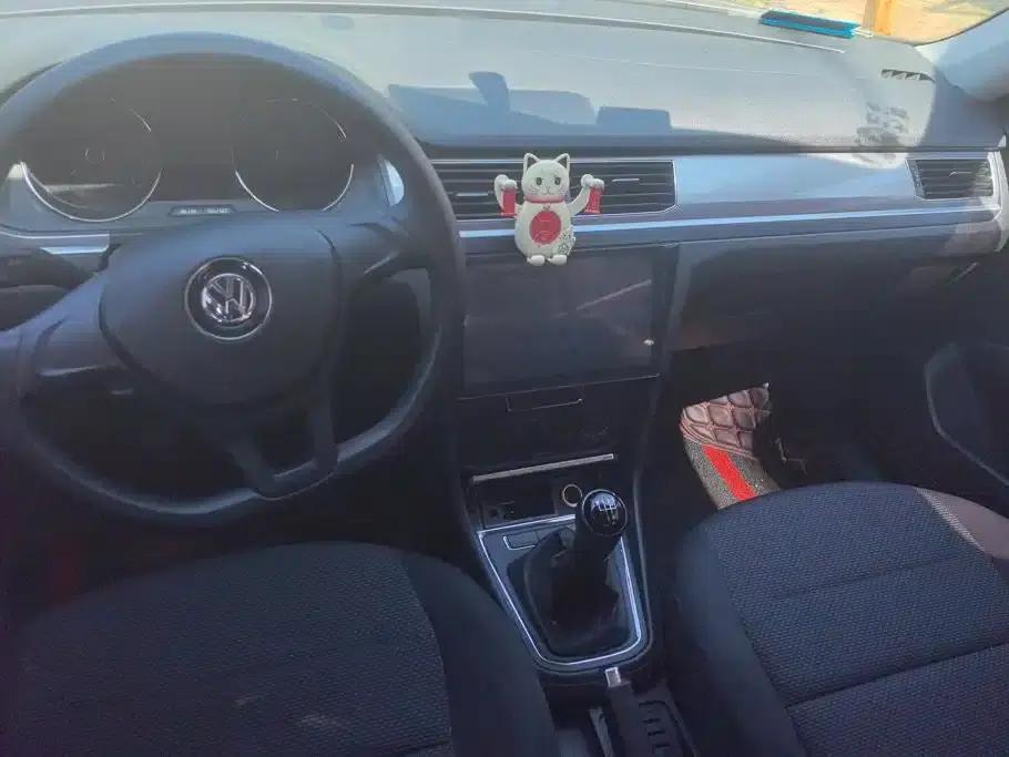 2018 Volkswagen Bora 1.5L Manual Fashion Edition — миниатюра 12