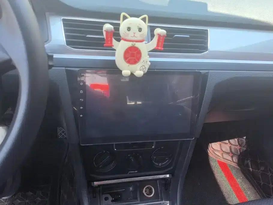 2018 Volkswagen Bora 1.5L Manual Fashion Edition — миниатюра 13