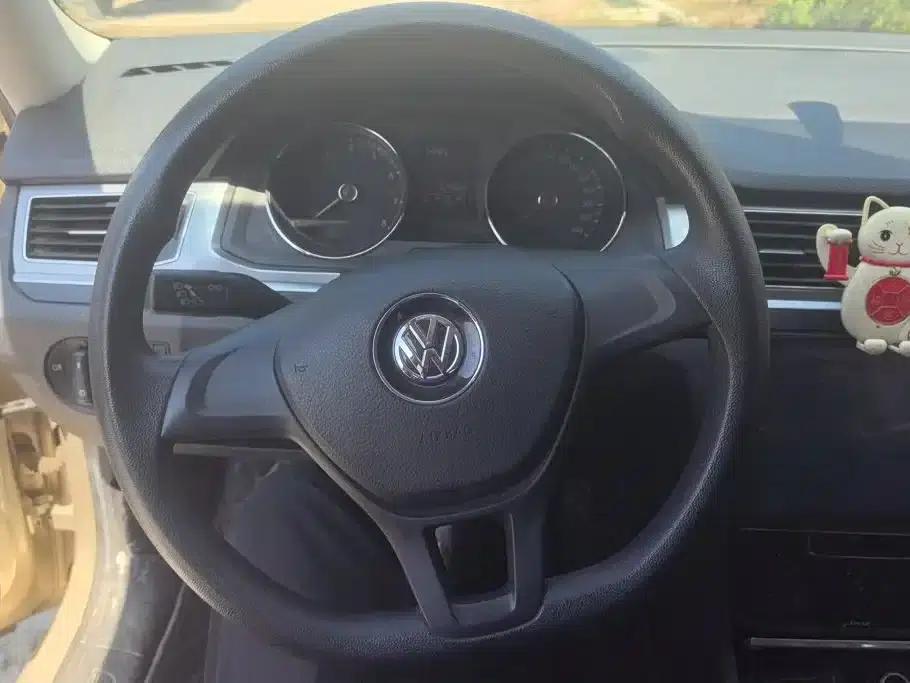 2018 Volkswagen Bora 1.5L Manual Fashion Edition — миниатюра 15