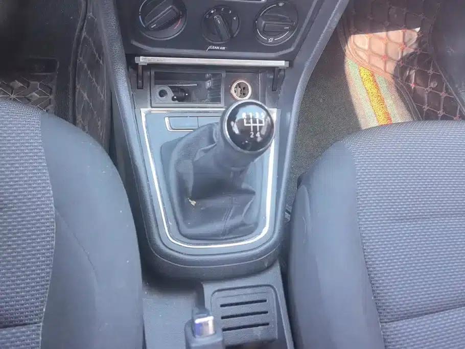 2018 Volkswagen Bora 1.5L Manual Fashion Edition — миниатюра 16