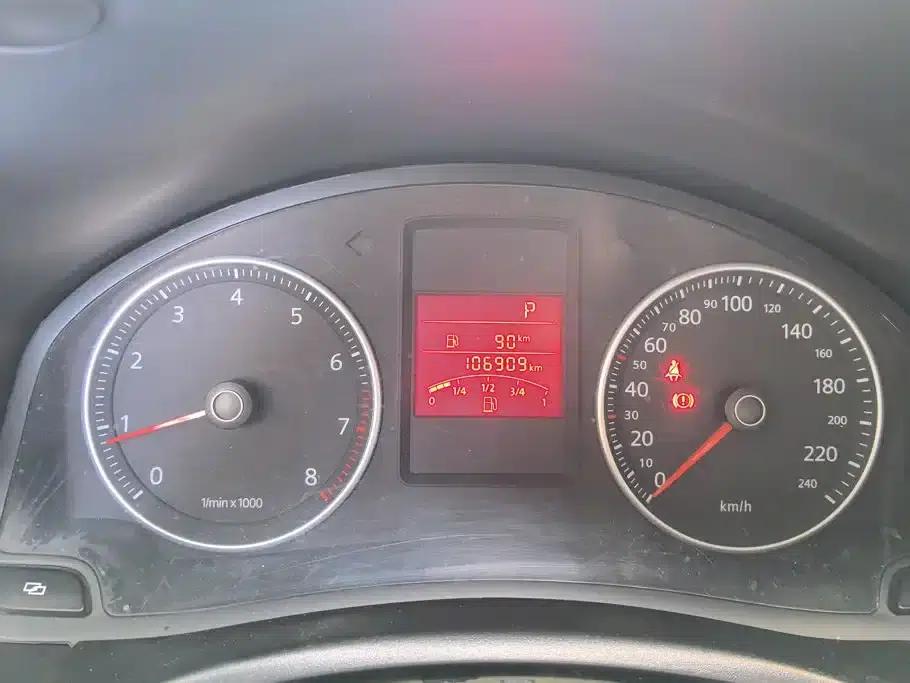 2012 Volkswagen Bora 1.6L Automatic Fashion Edition — миниатюра 14