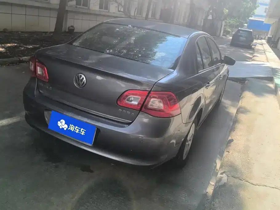 2012 Volkswagen Bora 1.6L Automatic Fashion Edition — миниатюра 3