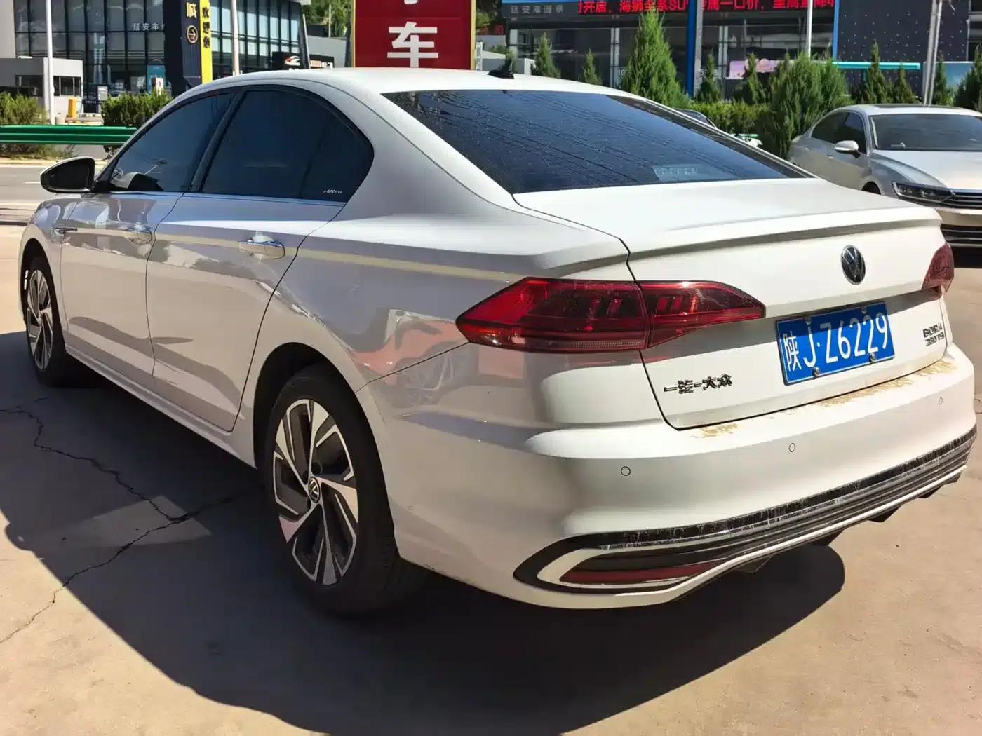 2023 Volkswagen Bora 280TSI DSG Premium Edition — миниатюра 2
