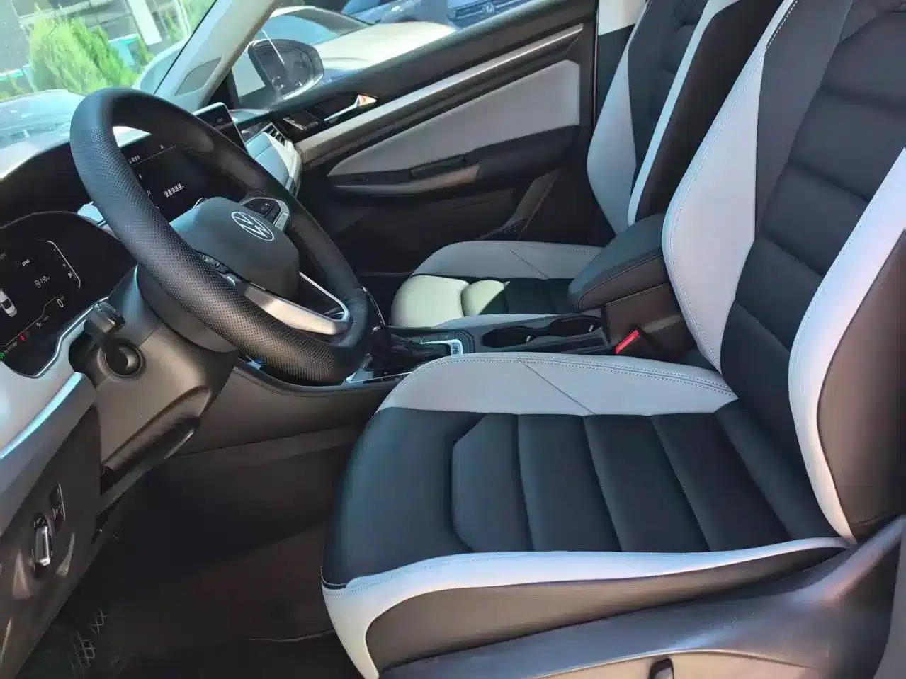 2023 Volkswagen Bora 280TSI DSG Premium Edition — миниатюра 4