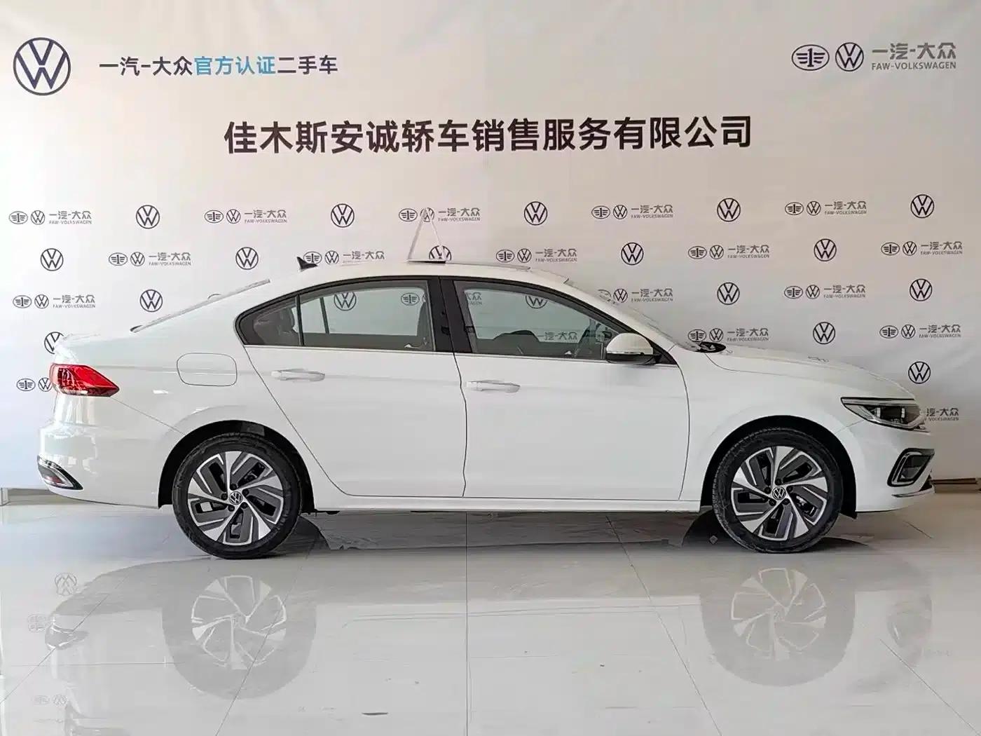 2026 Volkswagen Bora 200TSI DSG Joyful Navigation Edition — миниатюра 3