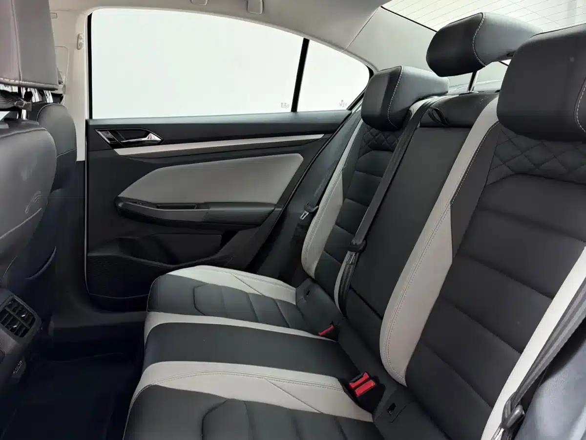 2023 Volkswagen Bora 280TSI DSG Premium Edition — миниатюра 15