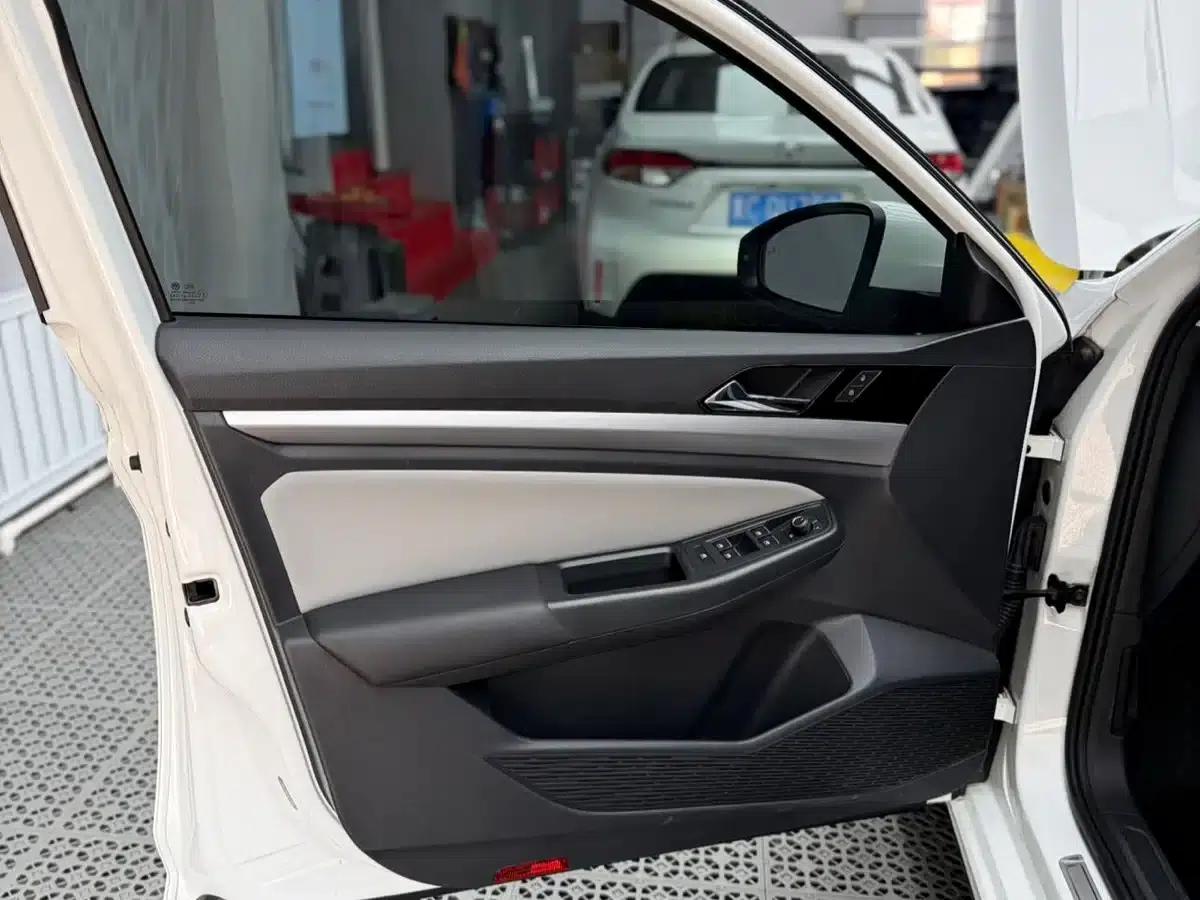 2023 Volkswagen Bora 280TSI DSG Premium Edition — миниатюра 16