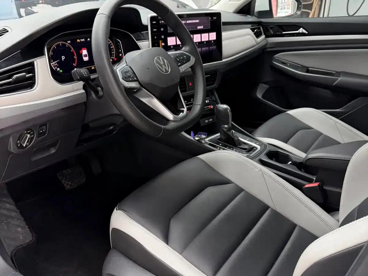 2023 Volkswagen Bora 280TSI DSG Premium Edition — миниатюра 17
