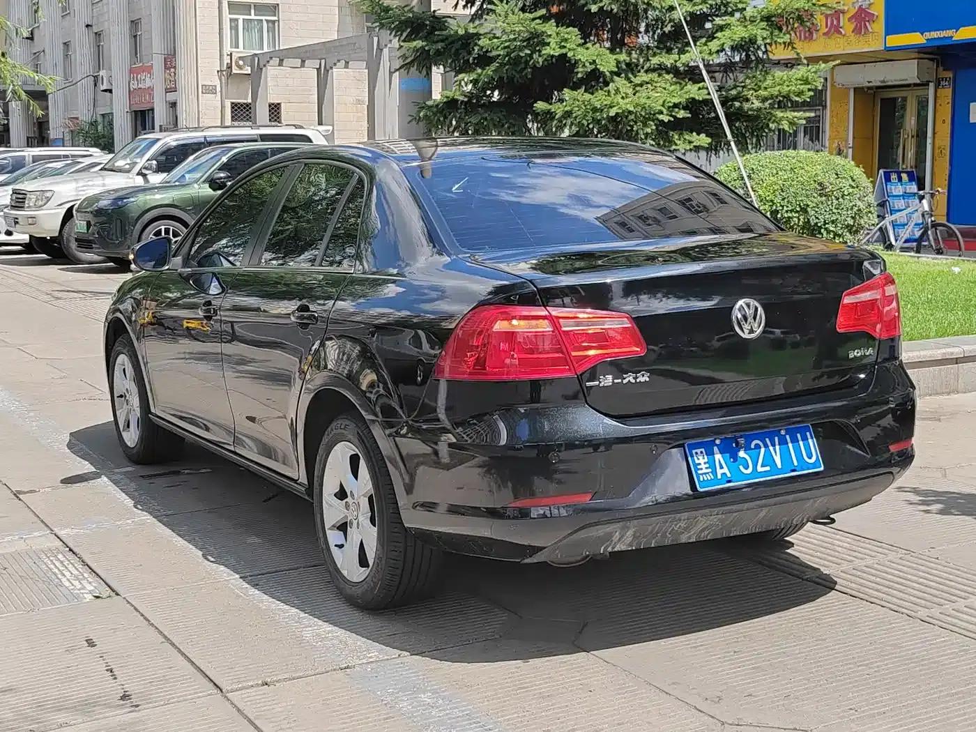 2014 Volkswagen Bora 1.6L Automatic Comfort Model — миниатюра 6