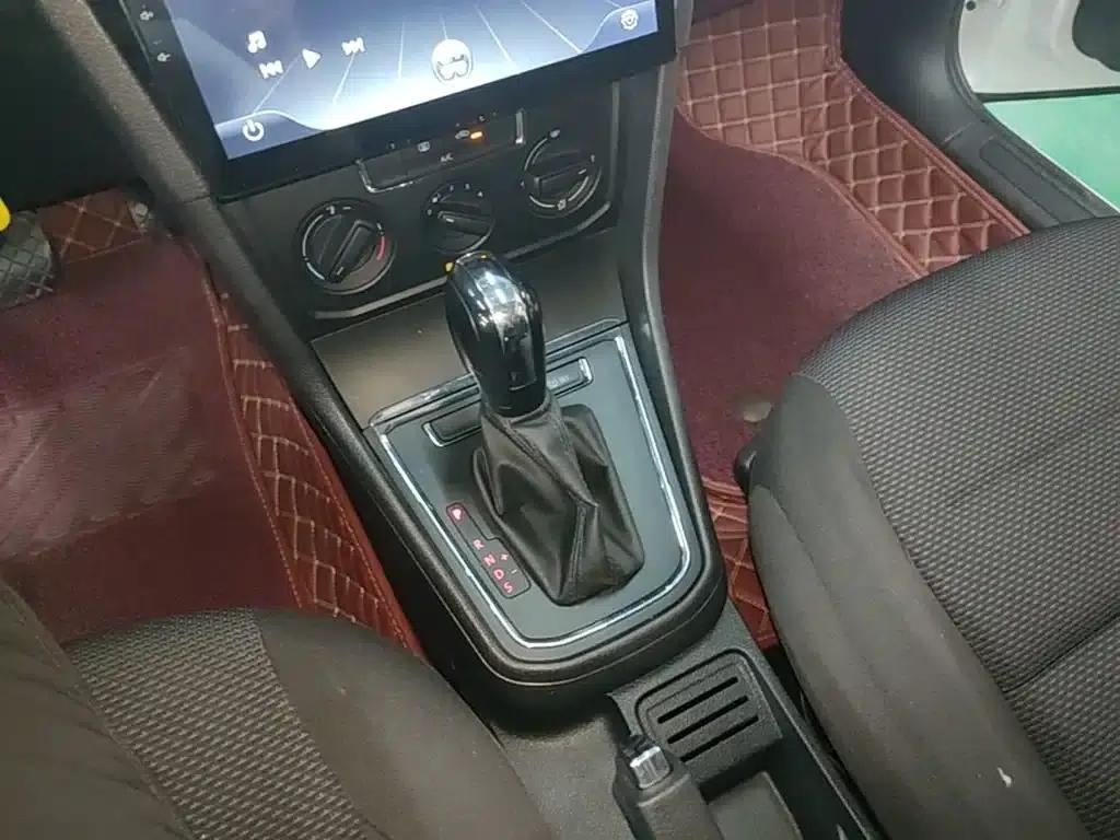 2019 Volkswagen Bora Legend 1.5L Automatic Fashion Model (National V Emission Standard) — миниатюра 14