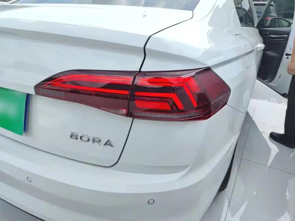 2021 Volkswagen Bora 1.5L Automatic Elite Smart Edition — миниатюра 24