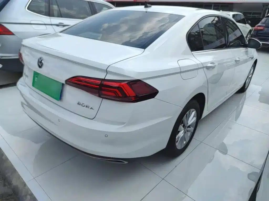 2021 Volkswagen Bora 1.5L Automatic Elite Smart Edition — миниатюра 5