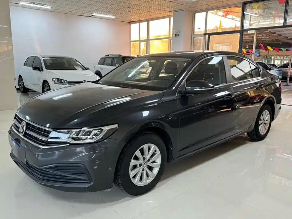 2020 Volkswagen Bora 1.5L Manual Fashion Edition — миниатюра 2